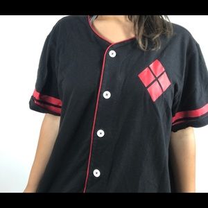 Hot Topic Harley Quinn Jersey Style Tee